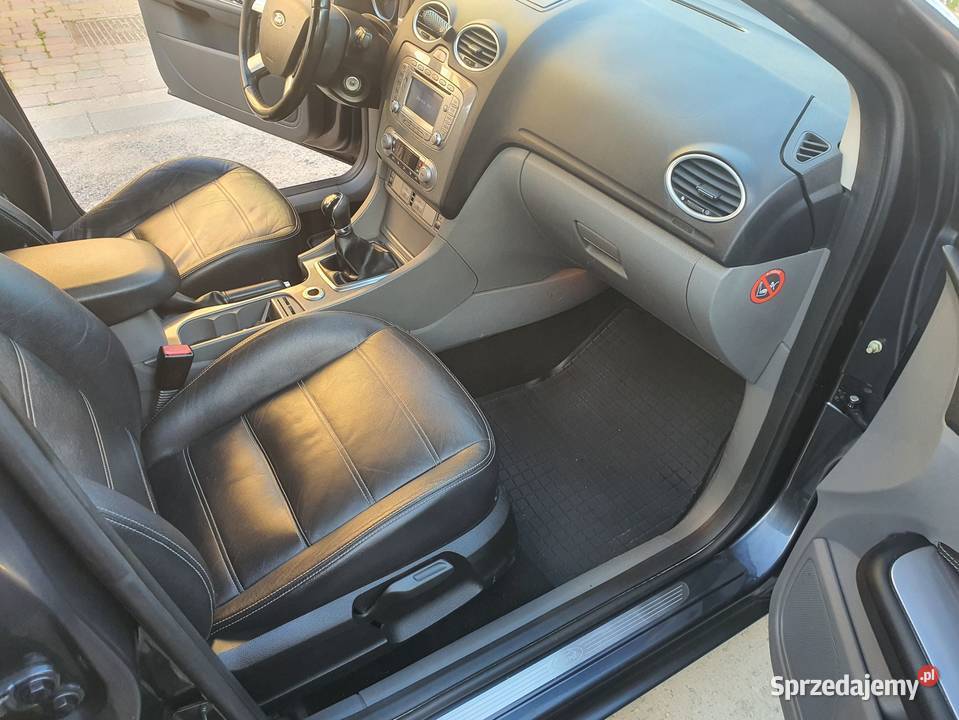 FORD FOCUS 18 BENZYNA SUPER STAN 299321km Łęg Tarnowski