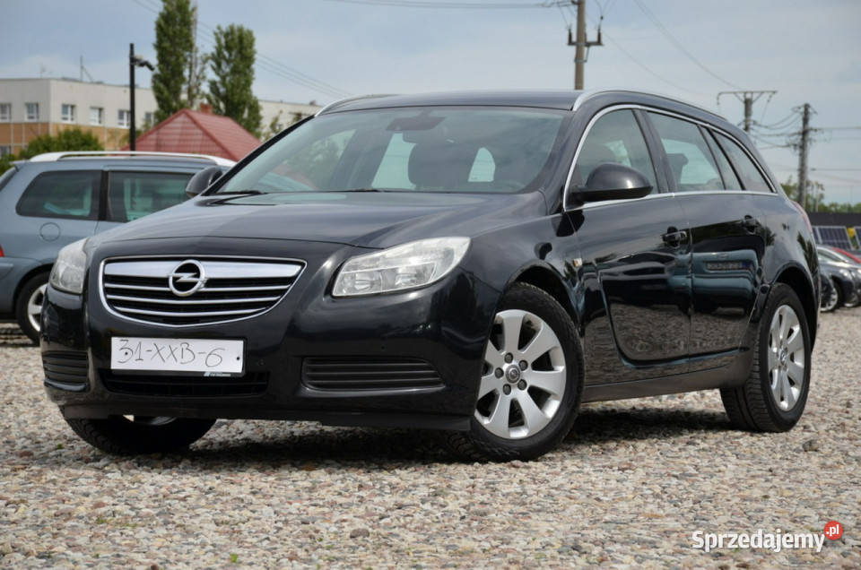 Opel Insignia Czarna Super Stan 14T 140 Serwis serwisowany w ASO Kutno