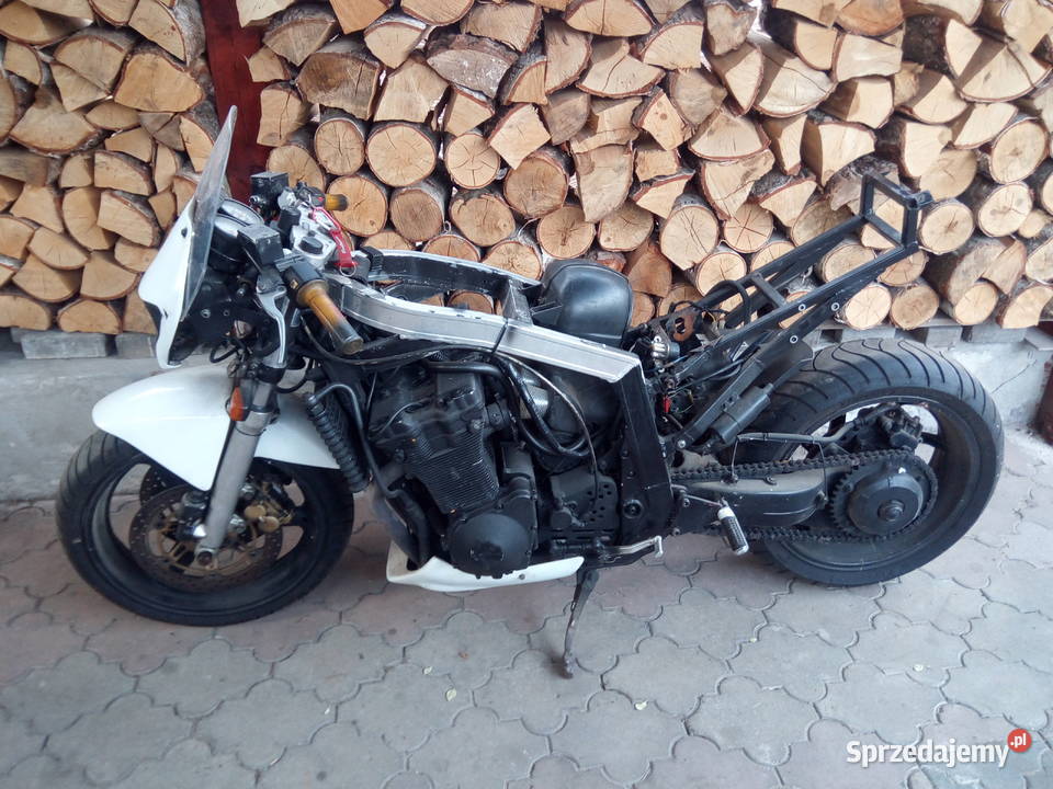Suzuki GSXR 1100 Strieetfighter Zabytek tuning świętokrzyskie Kielce