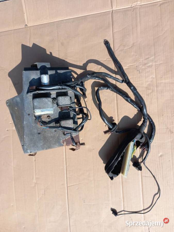 Mercedes W108 W109 V8 regulator napięcia wielkopolskie Bukownica