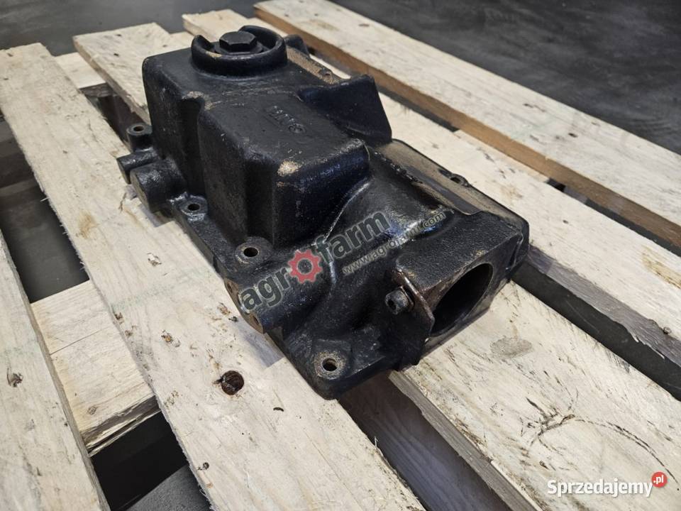 Obudowa przystawki Holland T490N T100N dolnośląskie Byków