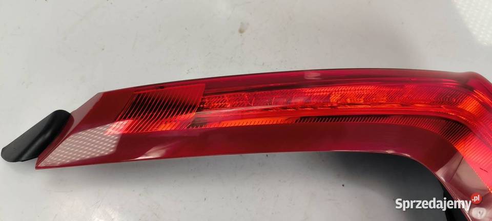 LAMPA LEWA TYŁ VOLVO V60 Lipno sprzedam