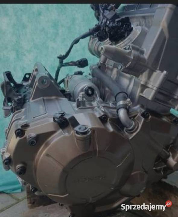 HONDA CRF 1000 AFRICA TWIN SILNIK MANUAL