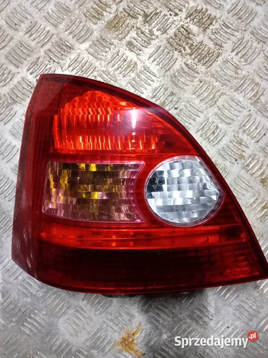 Honda Civic Jazz polift przedlift lampa przednia Lublin