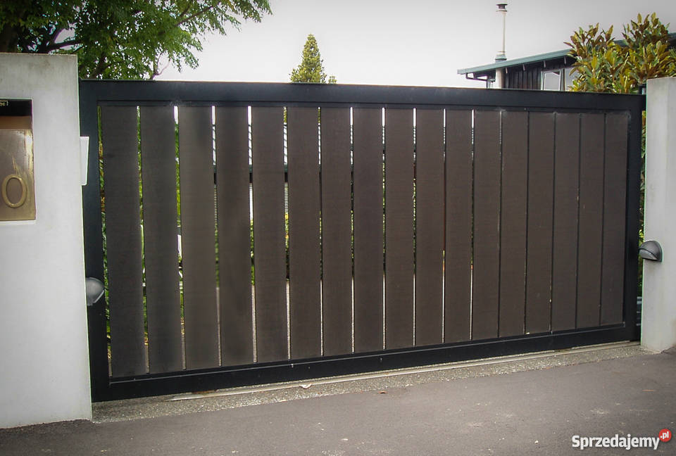 Montaż bram Instalacja automatyki do bram Serwis Sulejówek usługa