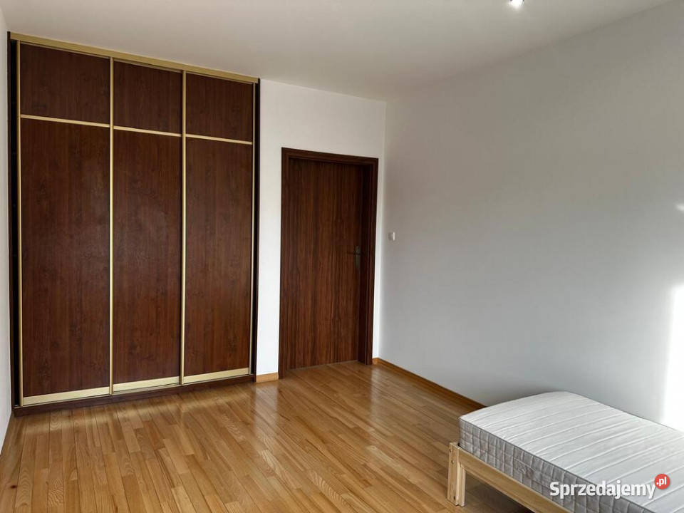 Apartament 140 m2 w centrum miasta piwnica Piotrków Trybunalski