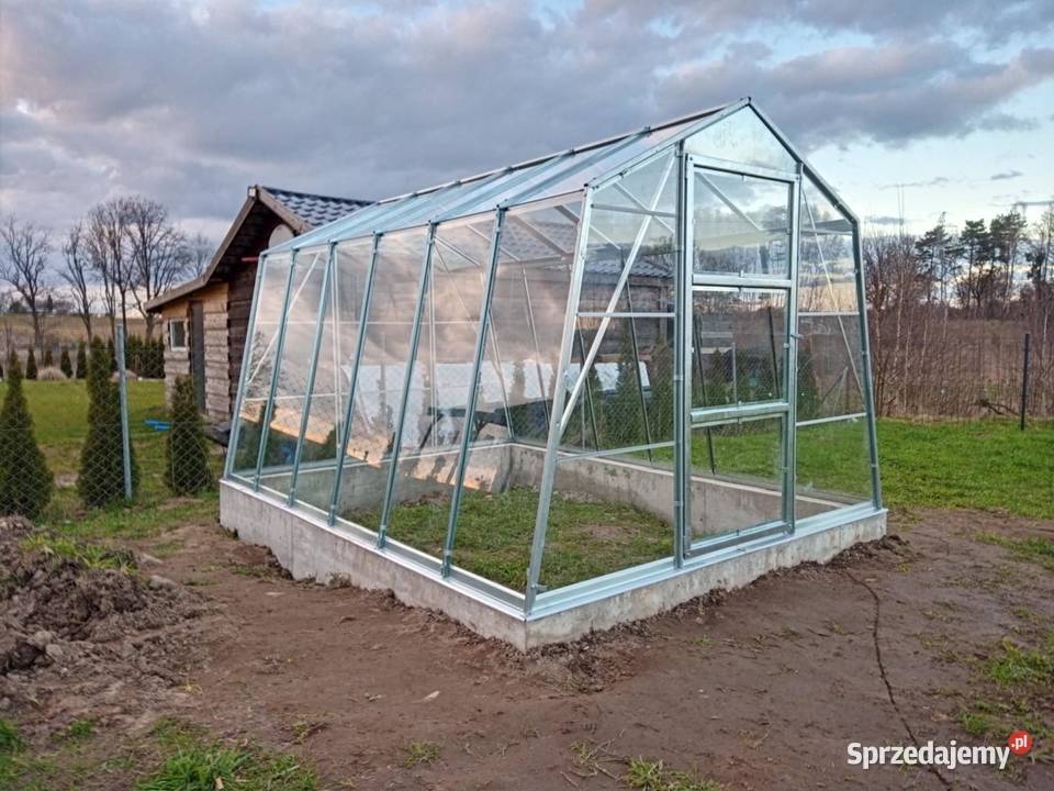 Szklarnia Laura Łobez