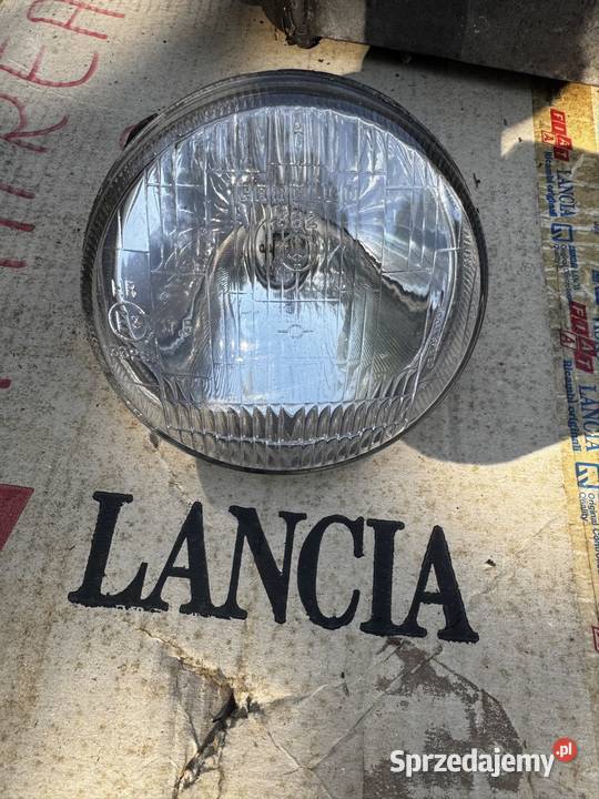 Lancia delta 1 lampa przód prawy prawa Carrello Brzeszcze sprzedam