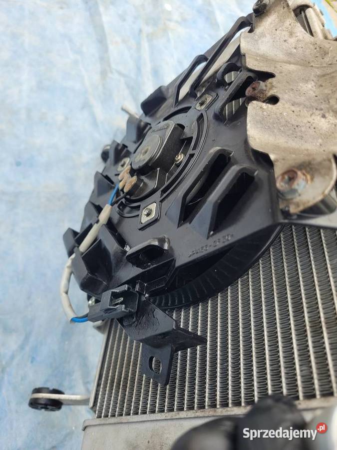 Suzuki GSX 8R 8 R 22 chłodnica wody wiatrak Chłodnice sprzedam