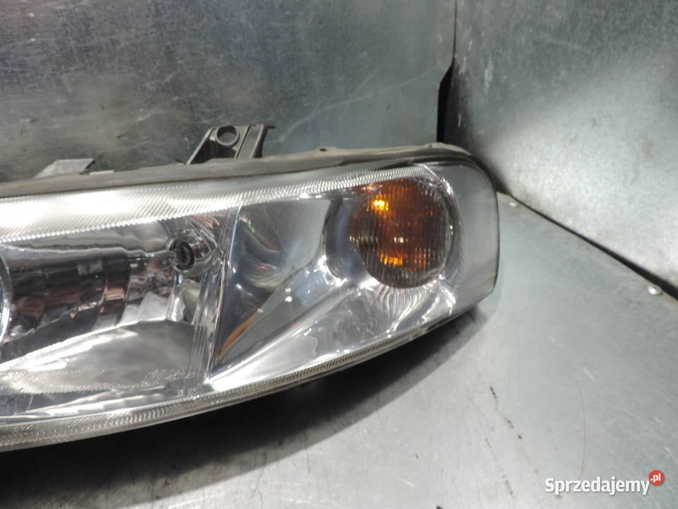 LAMPA LEWA PRZEDNIA OPEL VECTRA B LIFT Rok produkcji 2000