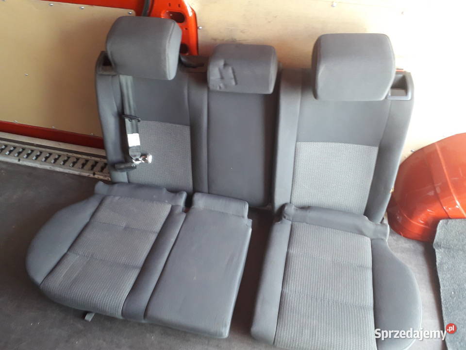 sprzedam siedzenia golf 5 kombi Części Ełk sprzedam