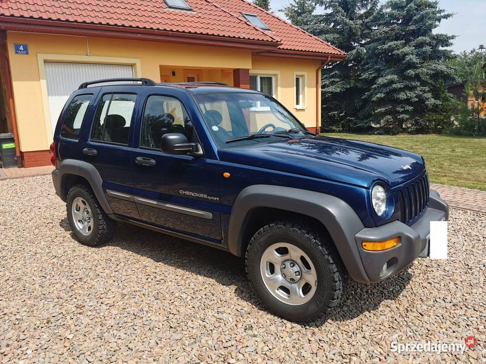 Jeep Cherokee Sport KJ brak rdzy mały przebieg Rok produkcji 2002 Dąbrowa Tarnowska sprzedam