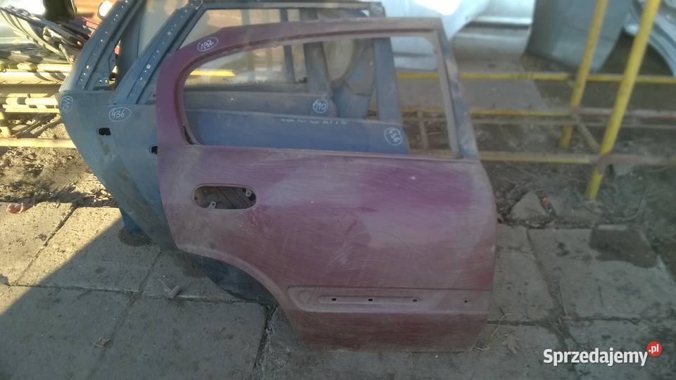 NISSAN ALMERA N16 2000 2005 5D DRZWI PRAWE TYŁ Wrocław