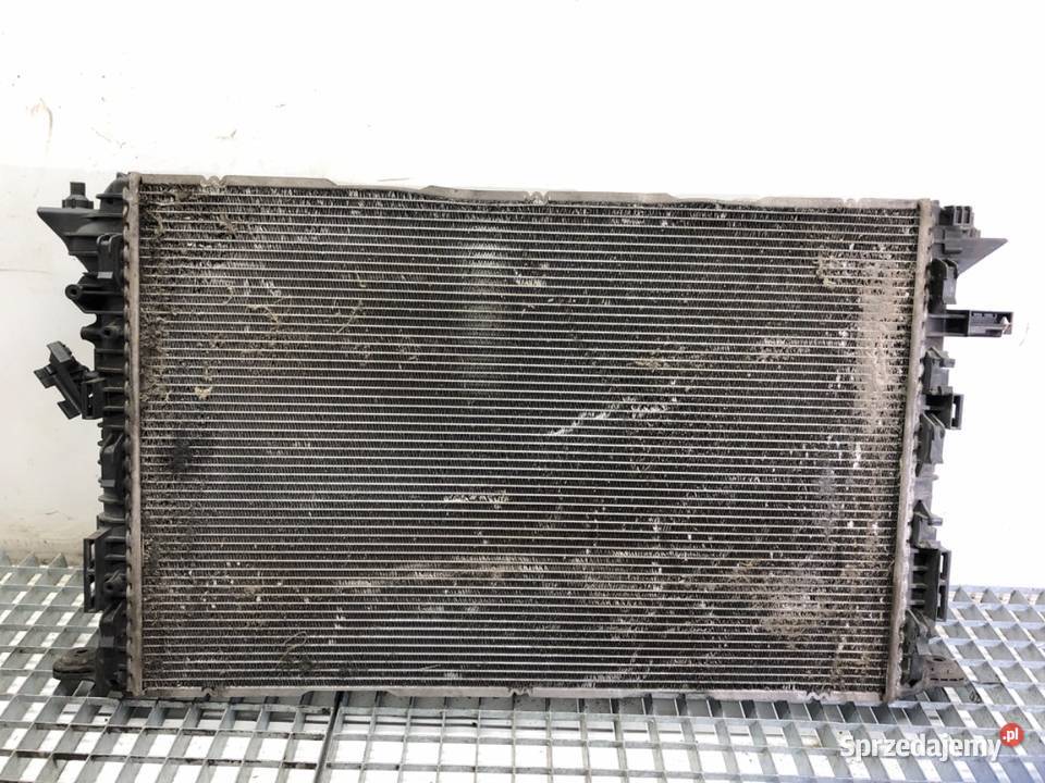 CHŁODNICA WODY AUDI A8 D4 42 351 4H0121251B 0918 osobowe sprzedam