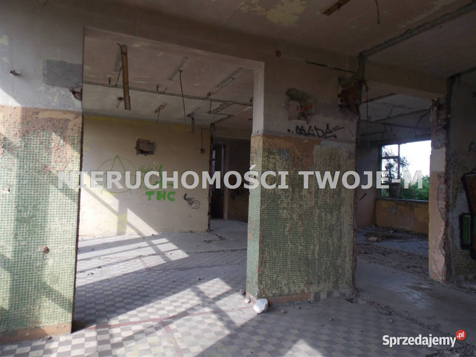 sprzedaży lokalu Ostrowiec Świętokrzyski 1600