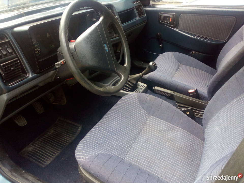 Ford Sierra mk1 Kombi 1982r 20 Benzyna 1wł 32 Łódź