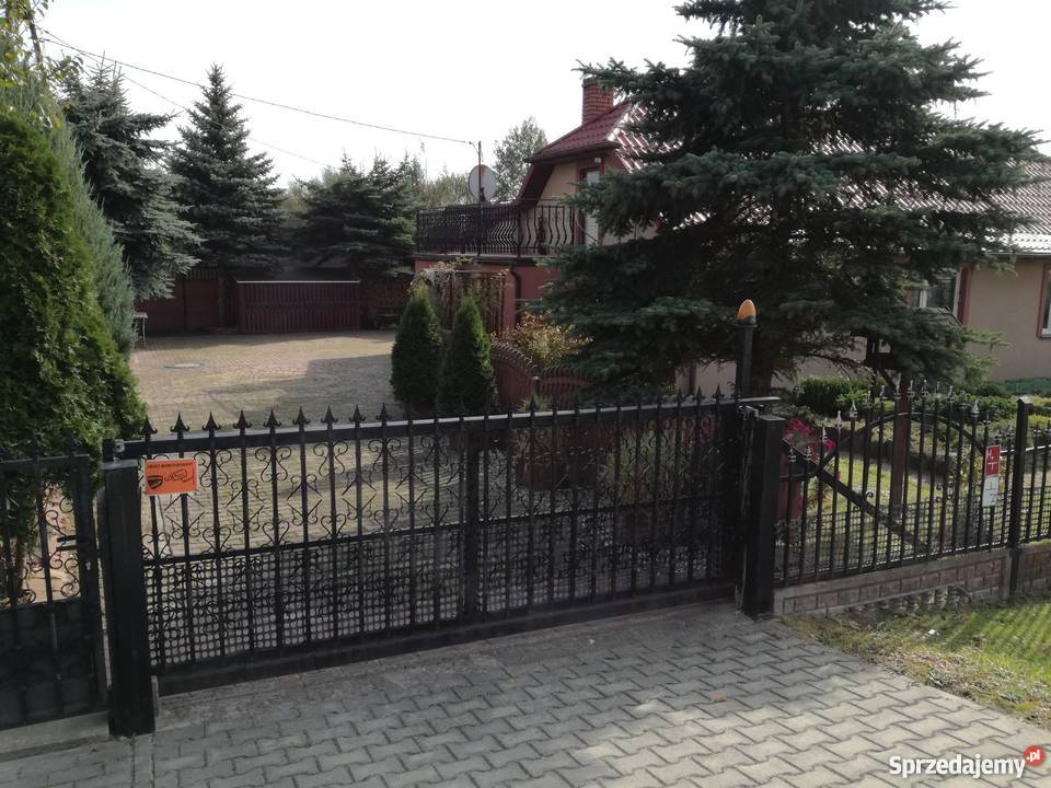 Sprzedam dom z działką metalowe