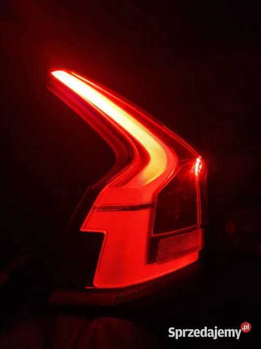 Lampa lewy tył lewa tylna volvo V90 32228008 osobowe Złotoryja