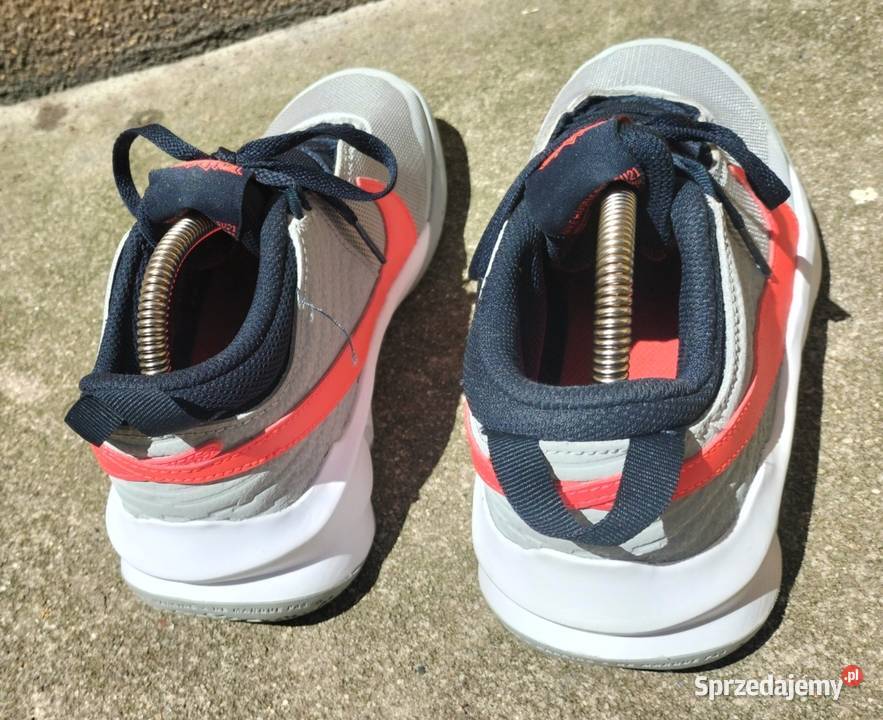 Buty Do koszykówki Nike Hustle 40 dolnośląskie Wałbrzych