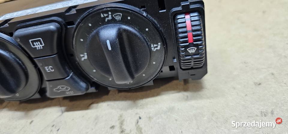 Panel nawiewu mercedes w202 w210 2108303185 Pozostałe Zbąszyń