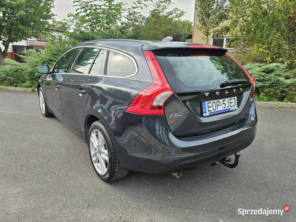 Volvo V60 Pełna Historia Serwisowa Ładne i gniazdo AUX V60