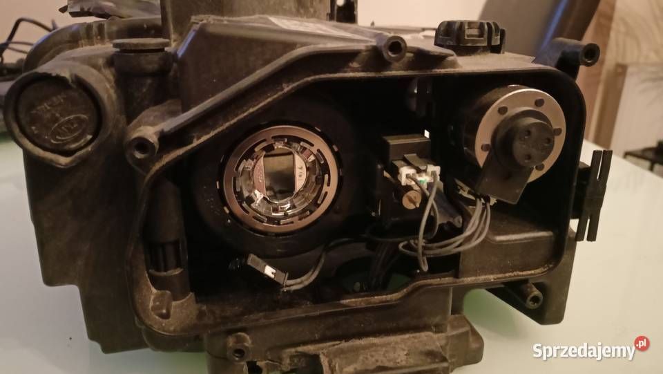 Lampa przednia lewa audi Q3 2018 uszkodzona podkarpackie Rzeszów