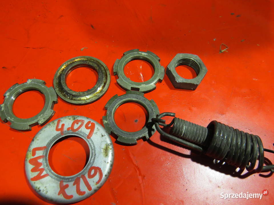 YAMAHA MAJESTY 250 03 nakrętka nakrętki sztycy mazowieckie