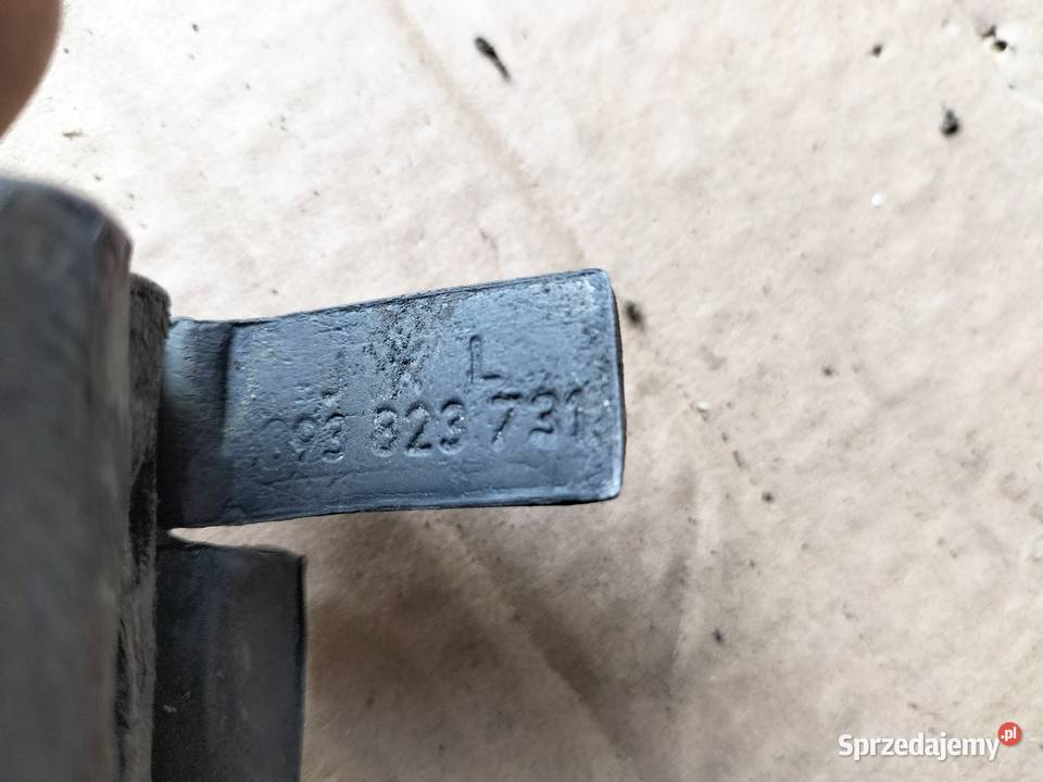 AUDI 80 B3 80B3 ODBÓJ LEWY ODBOJE KLAPY MASKI osobowe lubelskie Kamień-Kolonia