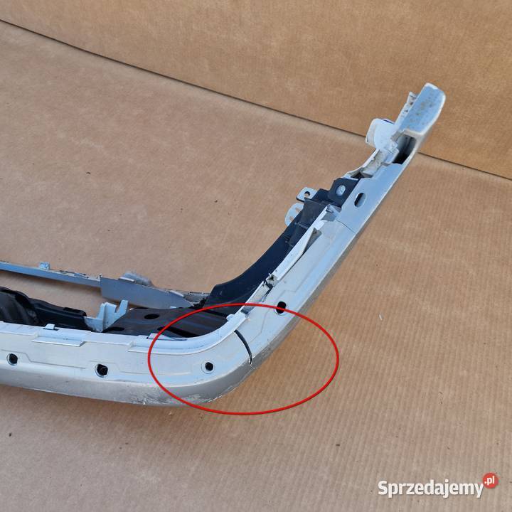 MERCEDES CKLASA W202 ZDERZAK WZMOCNIENIE osobowe lubuskie Bieleń