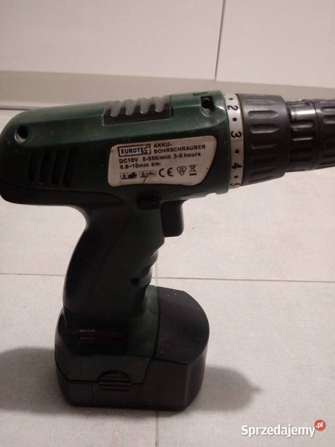 Wkrętarka z dwiema bateriami i walizką Niedrzwica Duża