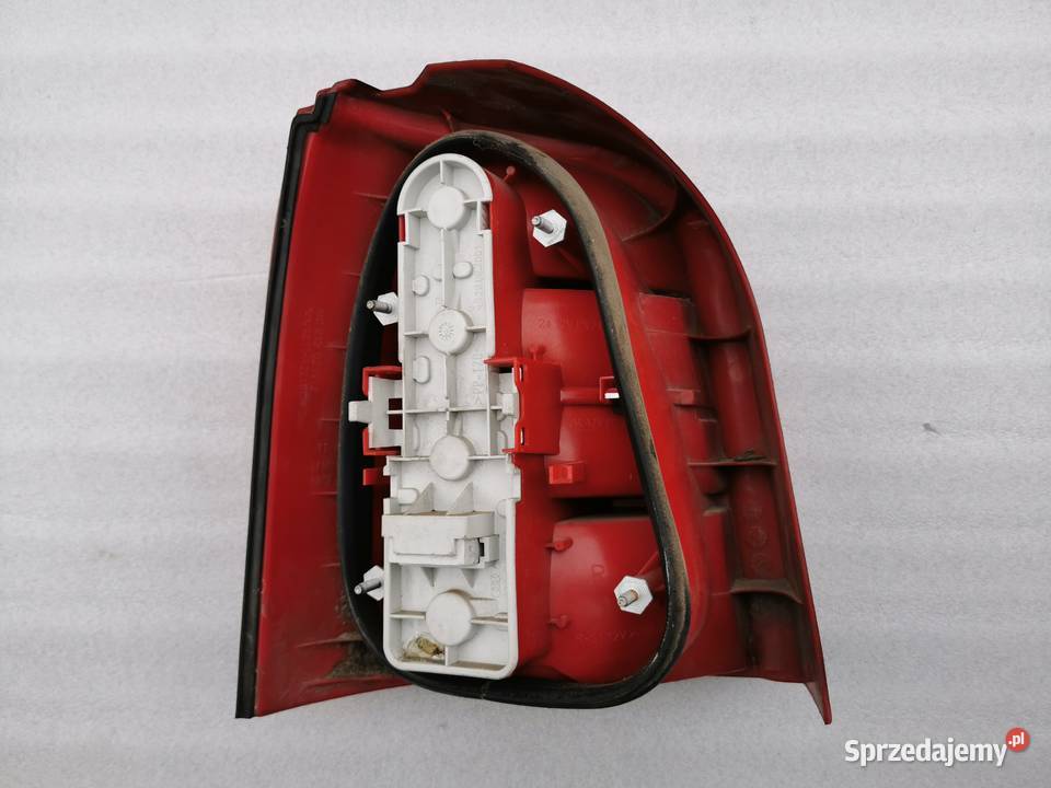 Lampa Prawy Tył Tylna Prawa Audi A4 B5 Avant osobowe Wyszków