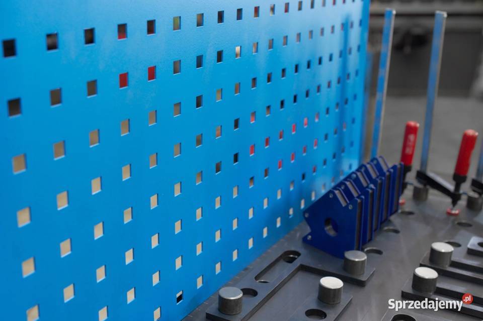 STÓŁ SPAWALNICZY 600 X 1000 SYSTEM 28 NARZĘDZIA Poznań sprzedam