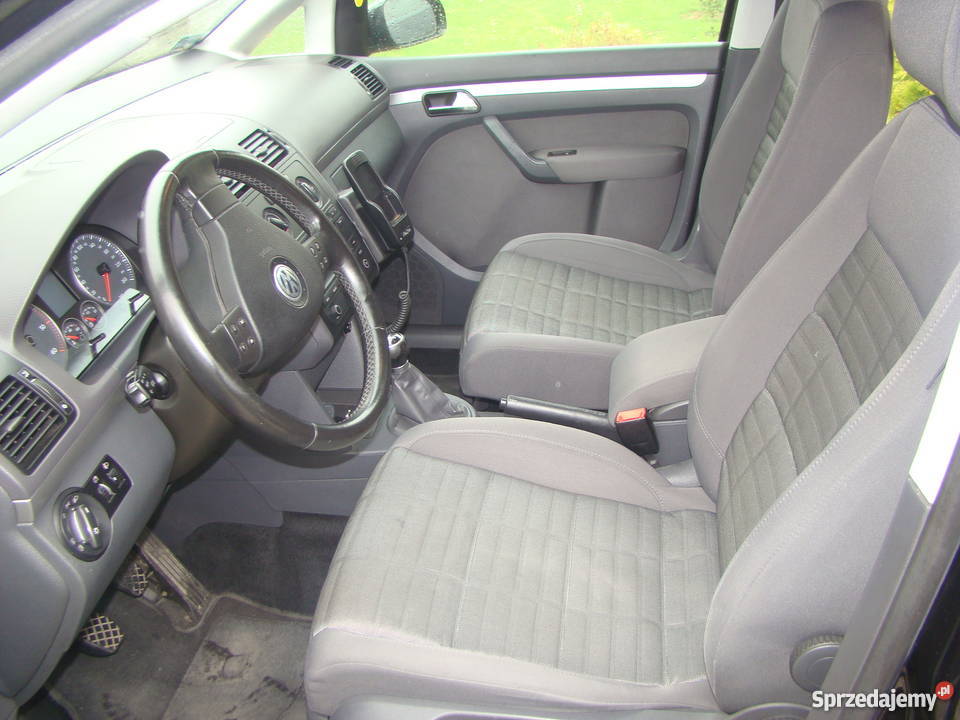 VW TOURAN 20TDI 140 7 OSOBOWY 6 BIEGOWY Tomaszów Mazowiecki