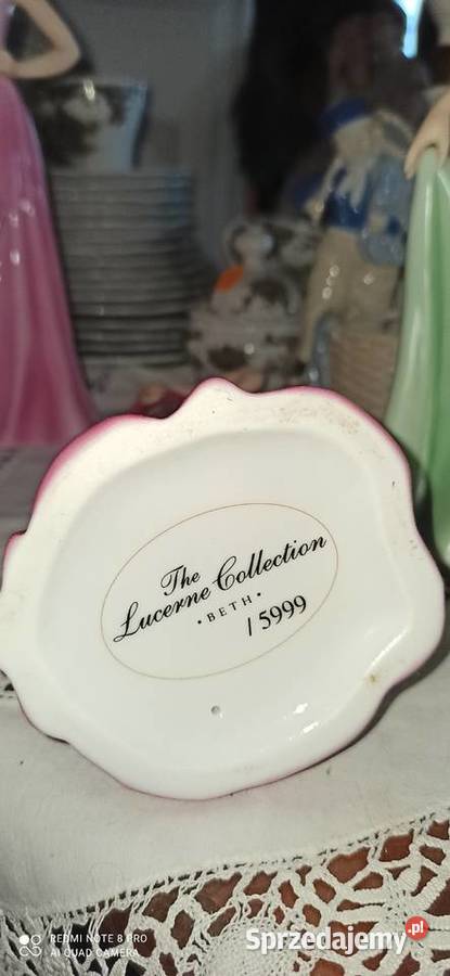 Beth Figurka The Lucerne Collection W bordo Antyki, Sztuka, Kolekcje Gdańsk