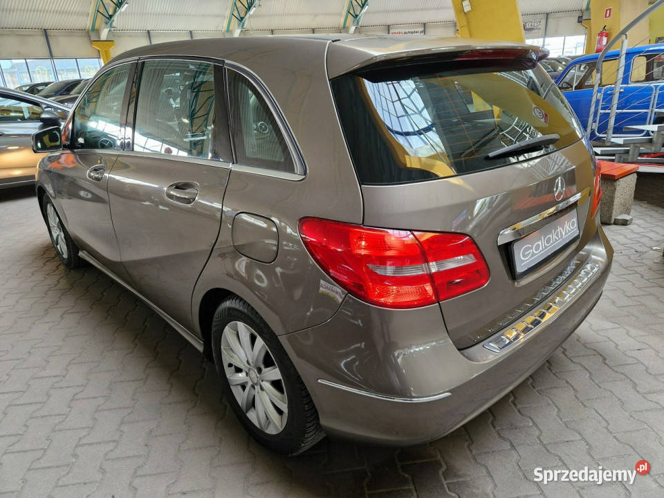Mercedes B 180 OPIS W PODANEJ ROCZNA GWARANCJA system Start-Stop