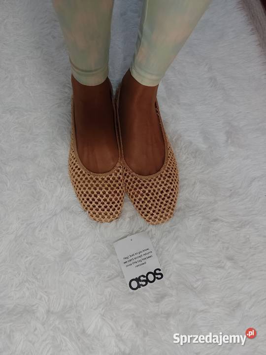 43 ASOS Ażurowe baleriny wieczorowe z Londynu Kraków