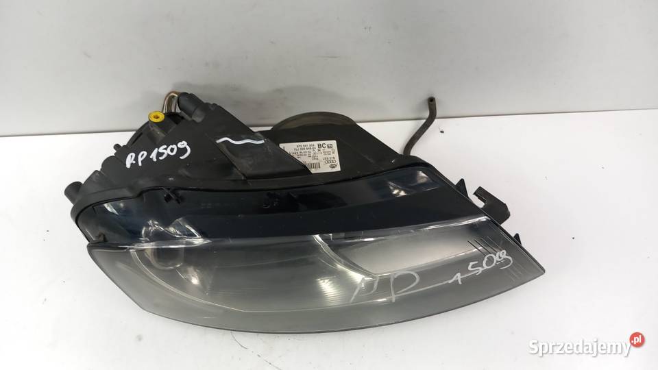 AUDI A3 8P LIFT LAMPA PRZÓD PRAWA osobowe Zbierkowo sprzedam