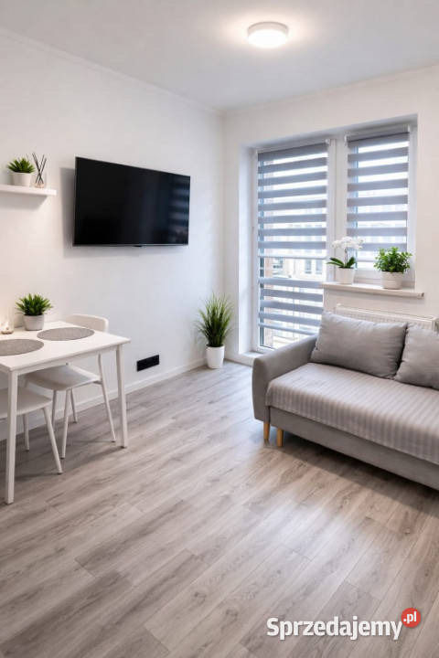 Kraków Rakowicka 2 pokoje 28 m balkon 1 piętro