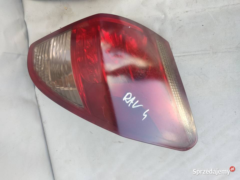TOYOTA RAV4 III LAMPA TYLNA TYŁ LEWA PRAWA osobowe Radom