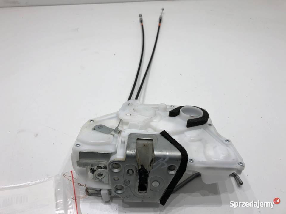 ZAMEK DRZWI PRAWY PRZÓD SUZUKI SCROSS Crossover