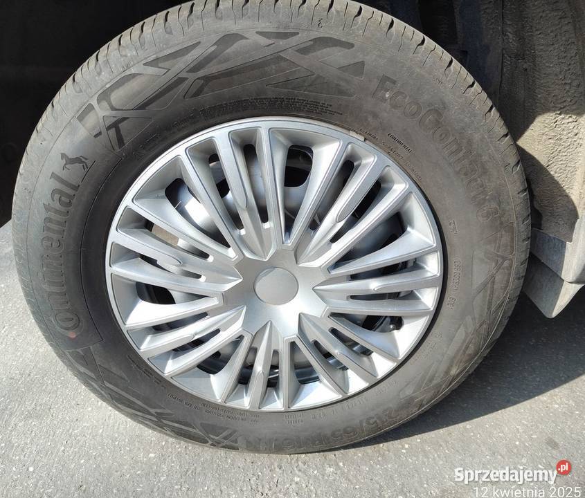 2 Koła letnie Dacia Duster 21565R16 2022 r Kraków