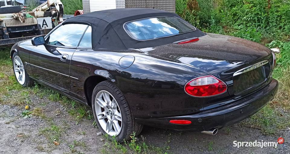 Jaguar XK8 Convertible 40 V8 290KM