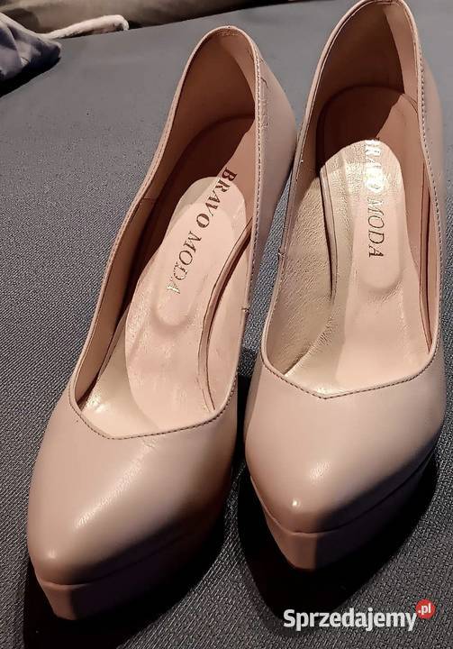 Szpilki na platformie Bravo Moda