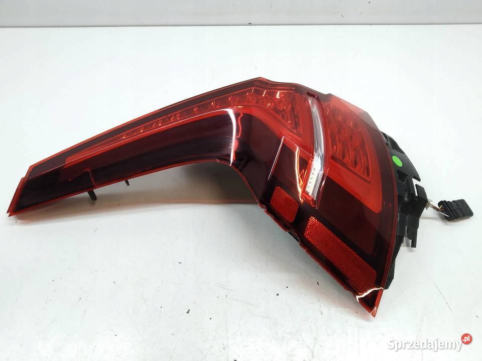 LAMPA TYŁ LEWA EU USZKODZONA KOMBI 32228898 sprzedam