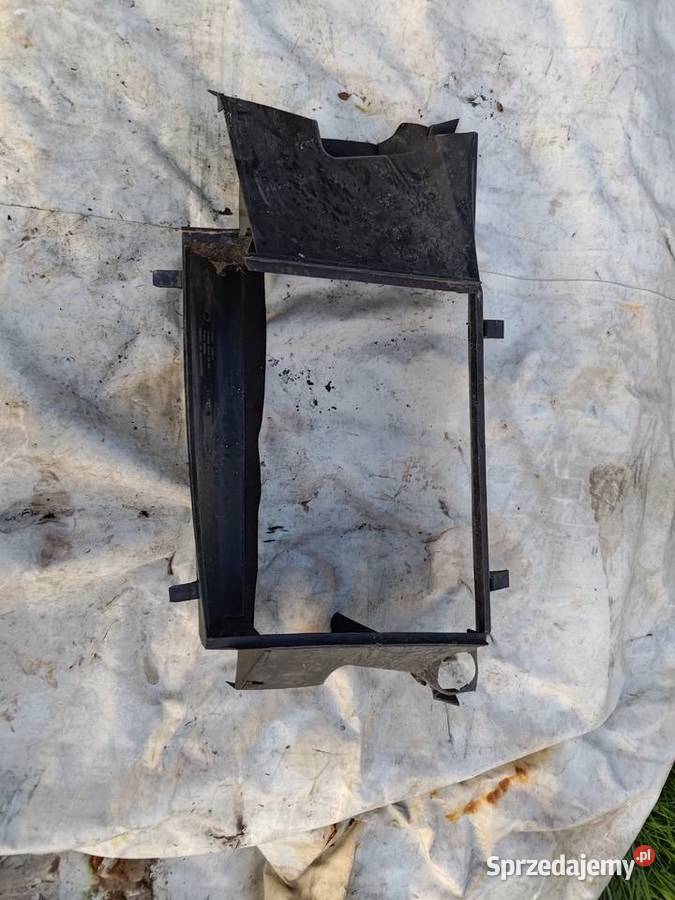 Mercedes e klasa W 210 20 osłona Chłodnicy Chmielnik