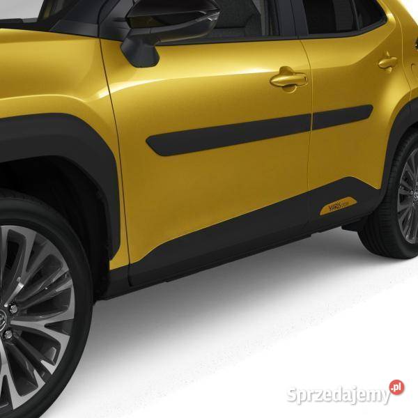 TOYOTA Yaris Cross Listwy drzwi boczne kpl Kąty Wrocławskie