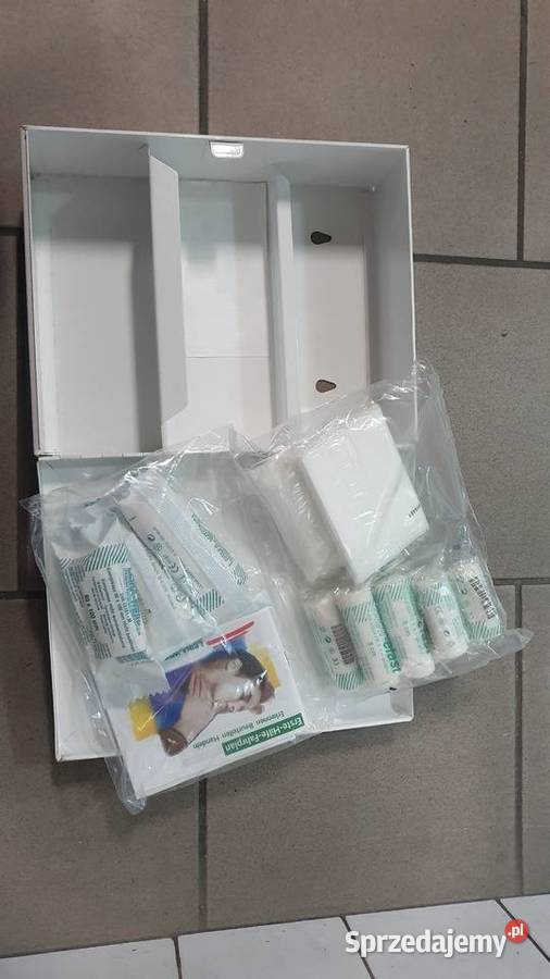 Apteczka metalowa naścienna 30 x 235 x 11 Pozostałe łódzkie Łódź