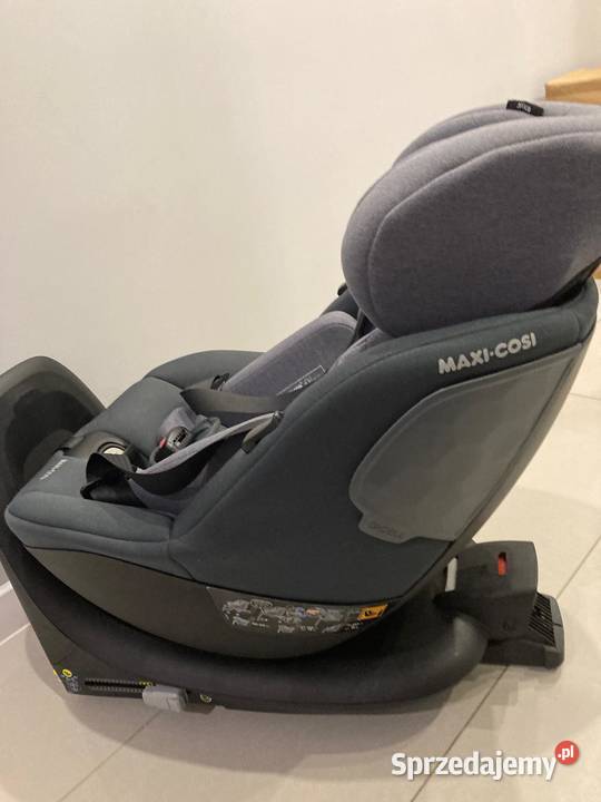 Fotelik obrotowy do samochodu Sanniki