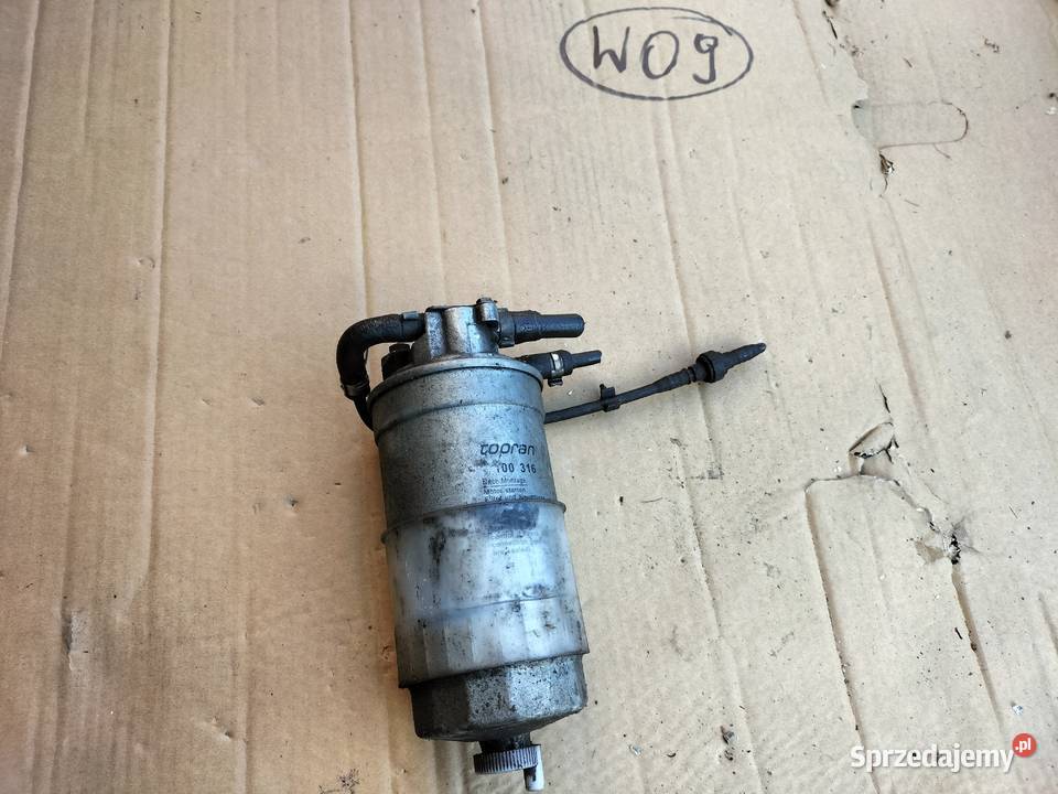 PODSTAWA OBUDOWA FILTRA PALIWA AUDI PASSAT 80 90 Kamień-Kolonia