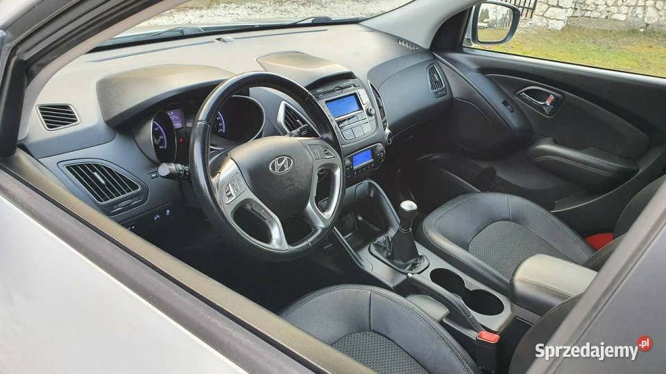 Hyundai ix35 20i 163 Climatronic Parktronic 4/5 świętokrzyskie Chmielnik sprzedam